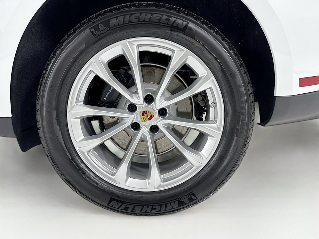New 2026 Porsche Macan AWD/4WD image 32