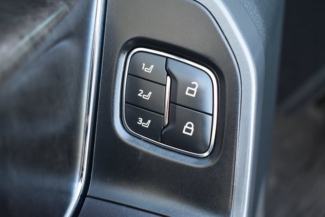 Used 2021 Ford F150 Lariat w/ Equipment Group 502A High image 16