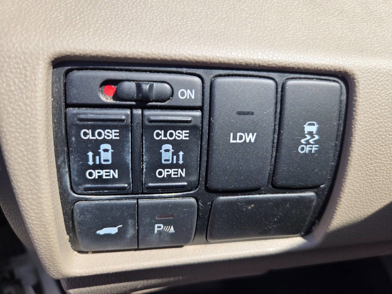 Used 2014 Honda Odyssey Touring image 13