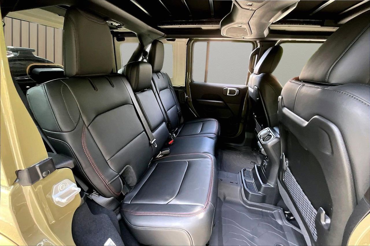 New 2026 Jeep Wrangler Unlimited Rubicon AWD/4WD image 21