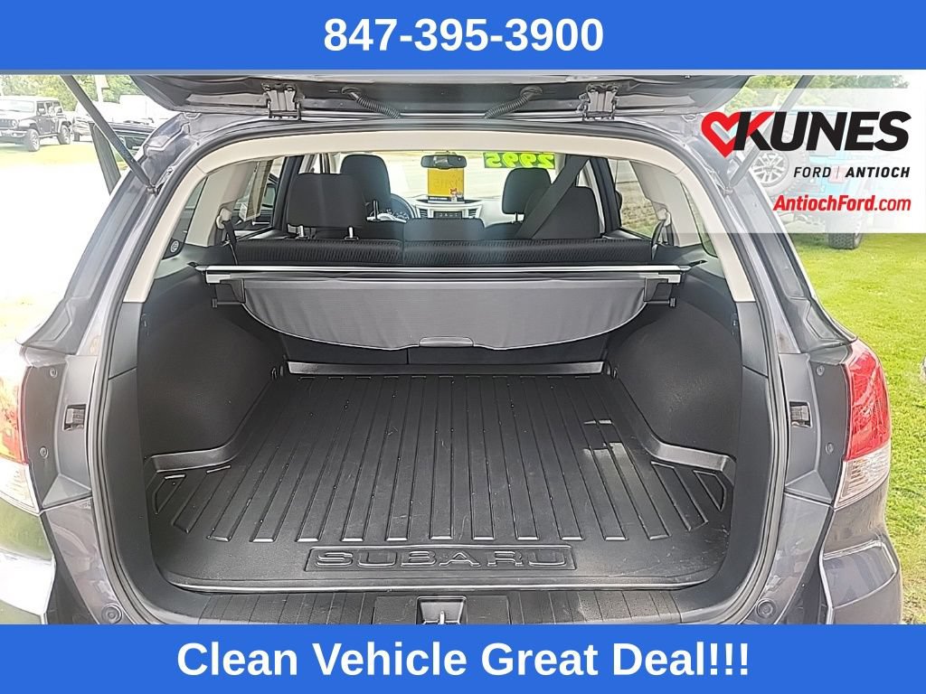 Used 2010 Subaru Outback 2.5i Premium AWD/4WD image 34
