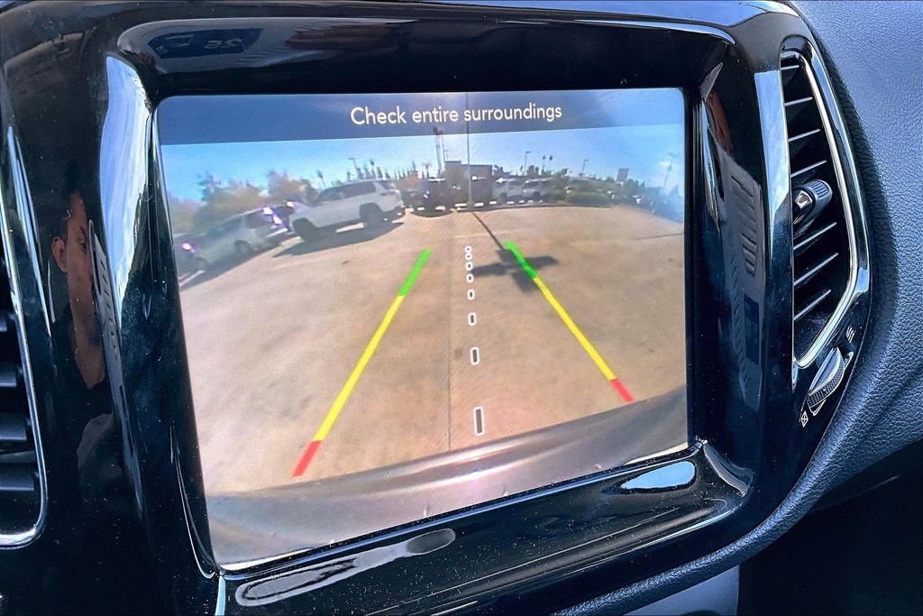 Used 2019 Jeep Compass Limited image 25