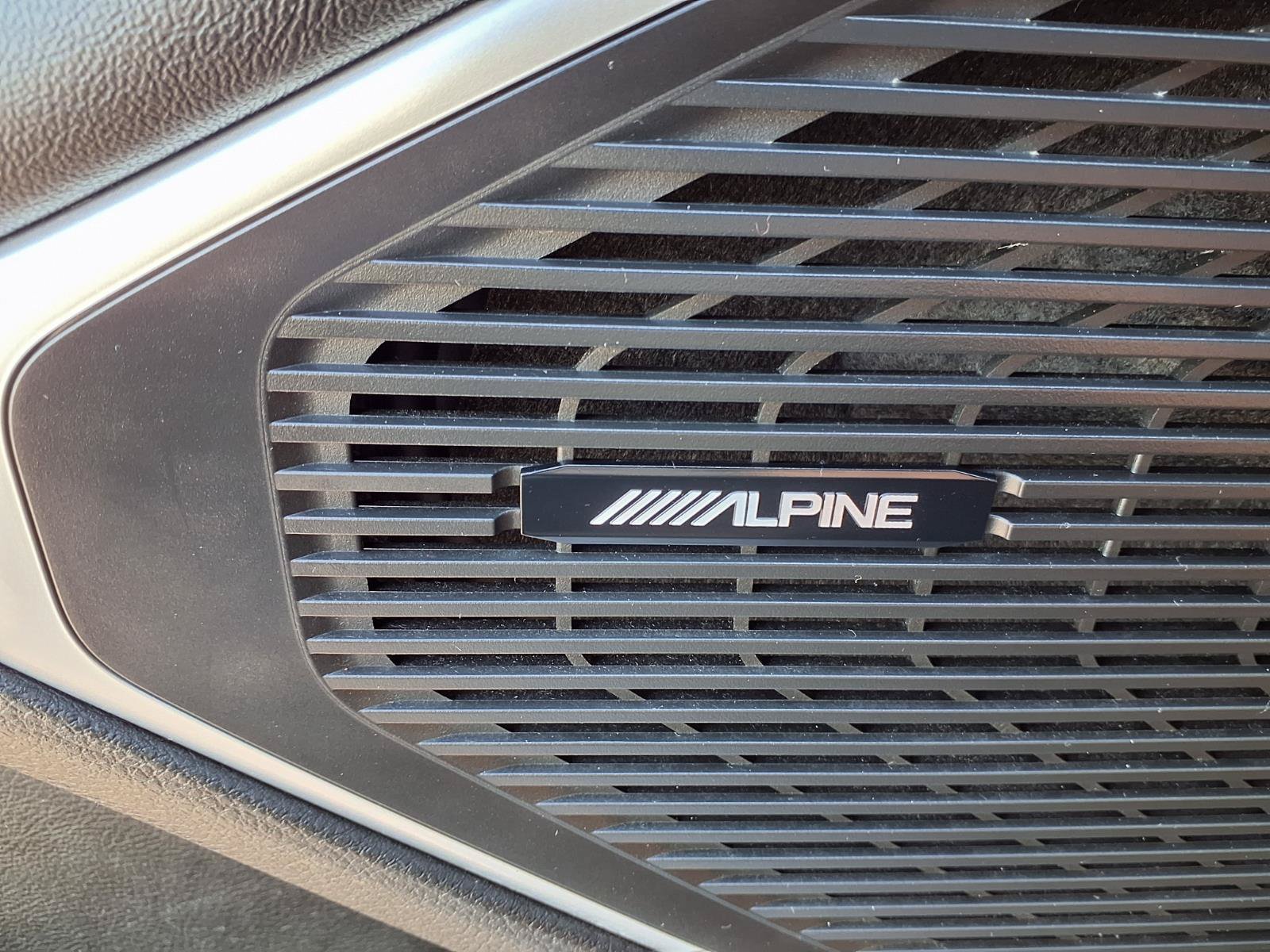 Used 2024 Jeep Wagoneer Series II AWD/4WD image 19