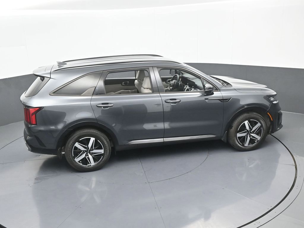 Used 2023 Kia Sorento S image 56