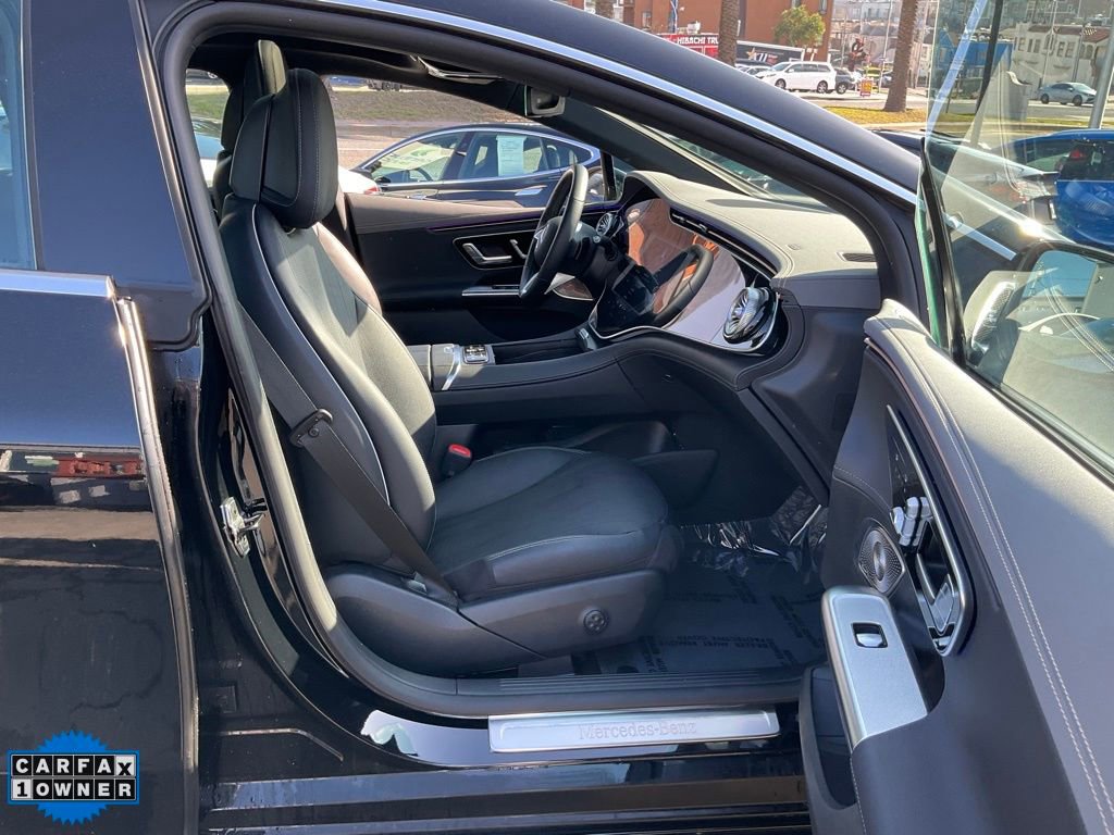 Used 2024 Mercedes-Benz EQE 500 4MATIC Sedan w/ AMG Line Exterior Package image 60