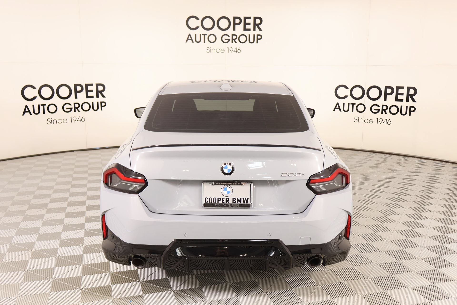 Used 2024 BMW 230i Coupe w/ Premium Package RWD image 22