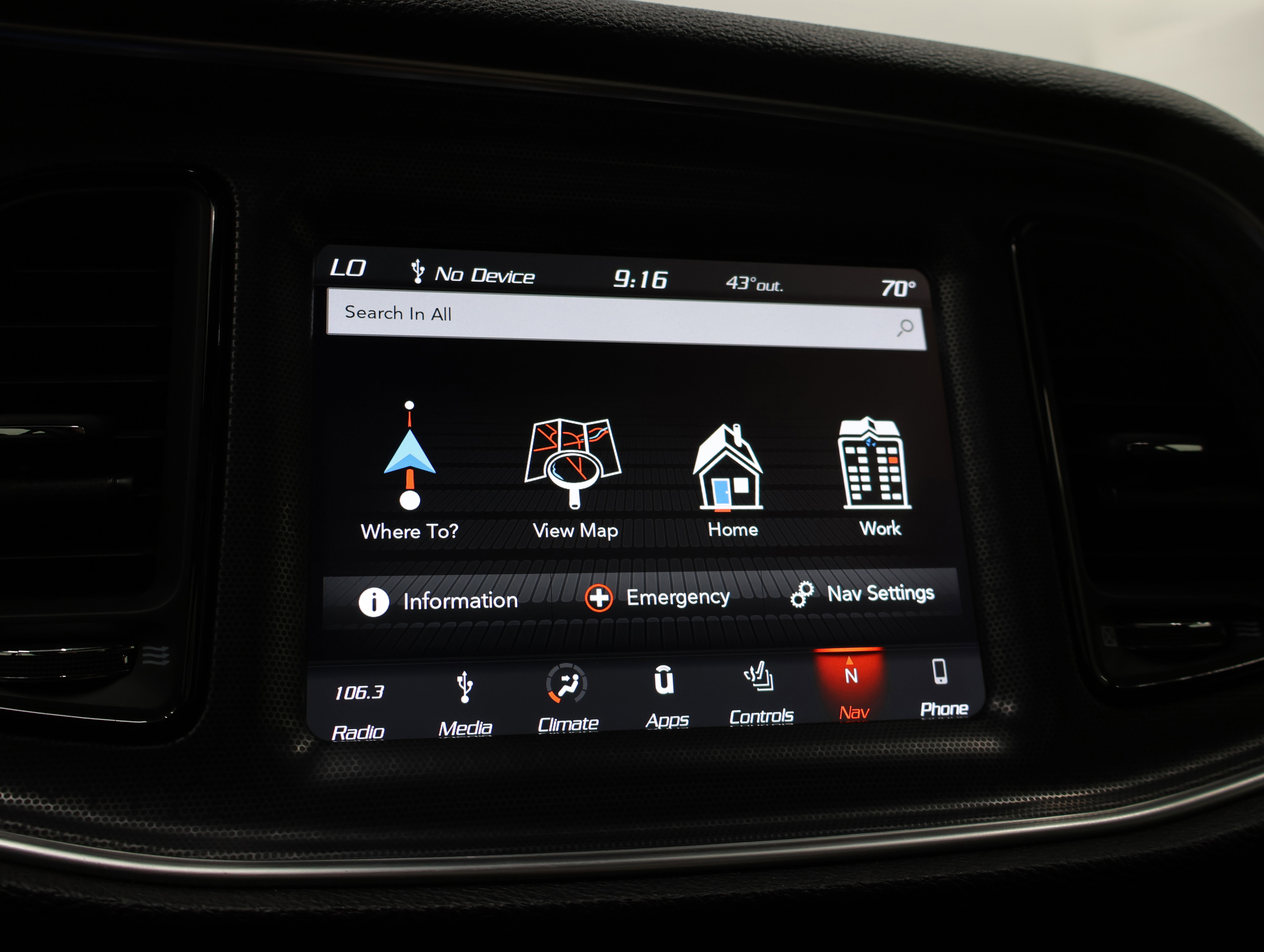 Used 2018 Dodge Challenger SRT w/ Technology Group image 46