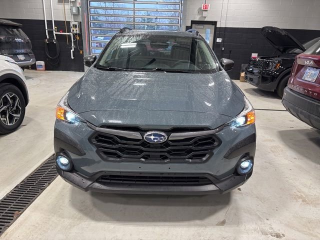 Used 2024 Subaru Crosstrek 2.0i Premium image 2