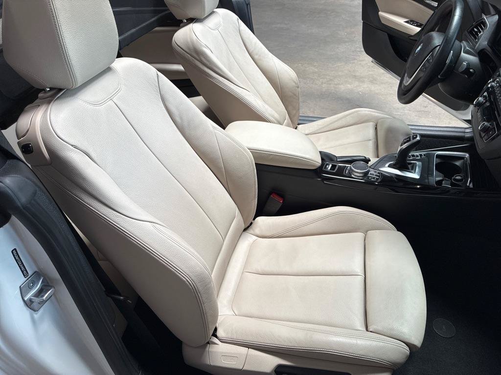 Used 2018 BMW 230i Convertible RWD image 22