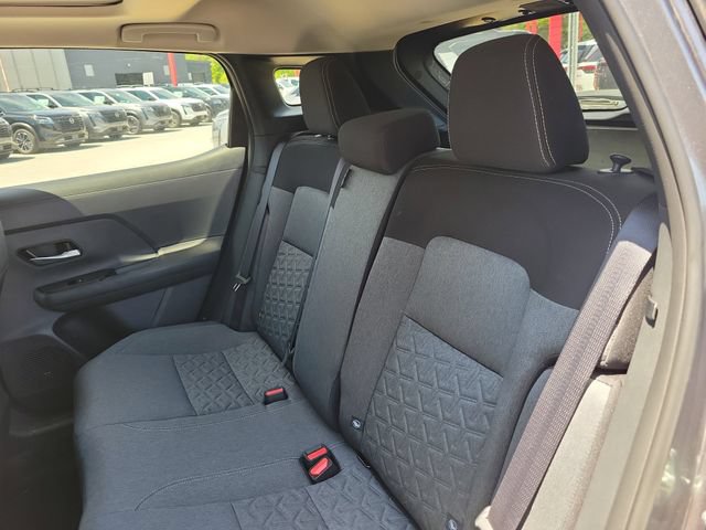 New 2026 Nissan Kicks SV w/ SV Premium Package FWD image 11