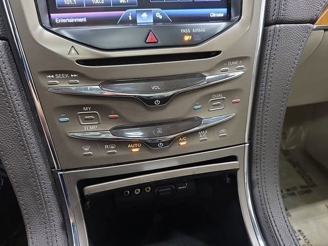 Used 2015 Lincoln MKX AWD w/ Equipment Group 102A image 24