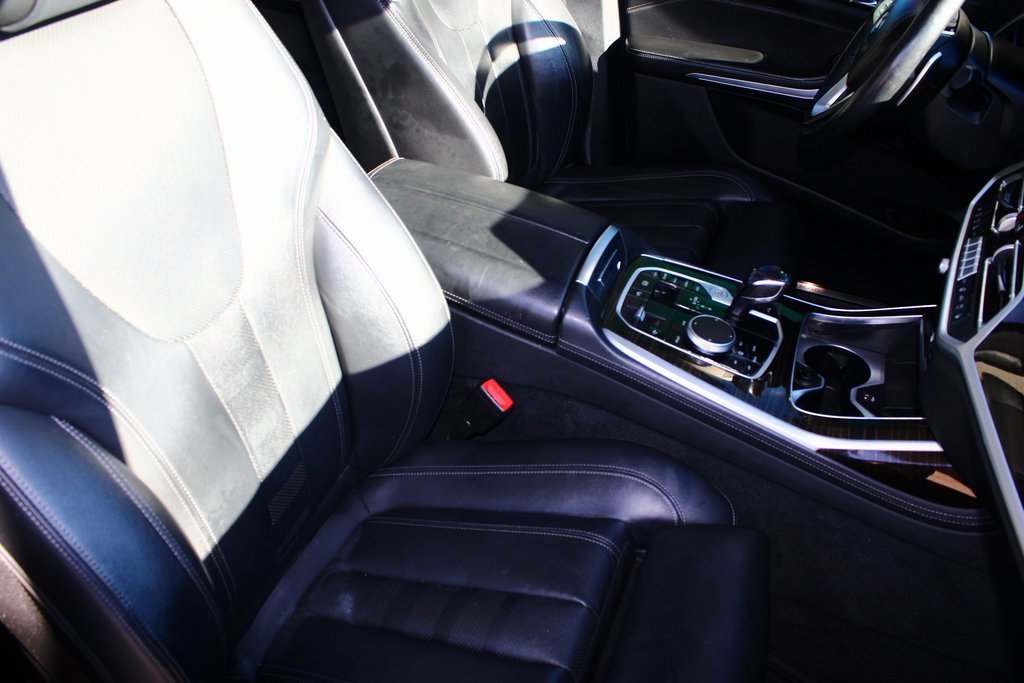 Used 2021 BMW X7 xDrive40i w/ Parking Assistance Package image 8