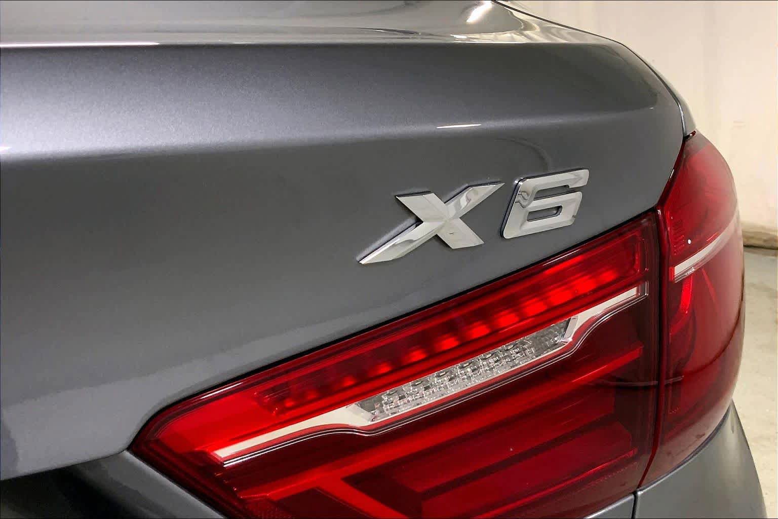 Used 2018 BMW X6 sDrive35i RWD image 9
