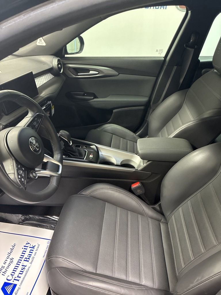 Used 2024 Alfa Romeo Tonale Ti w/ Active Assist Package image 9