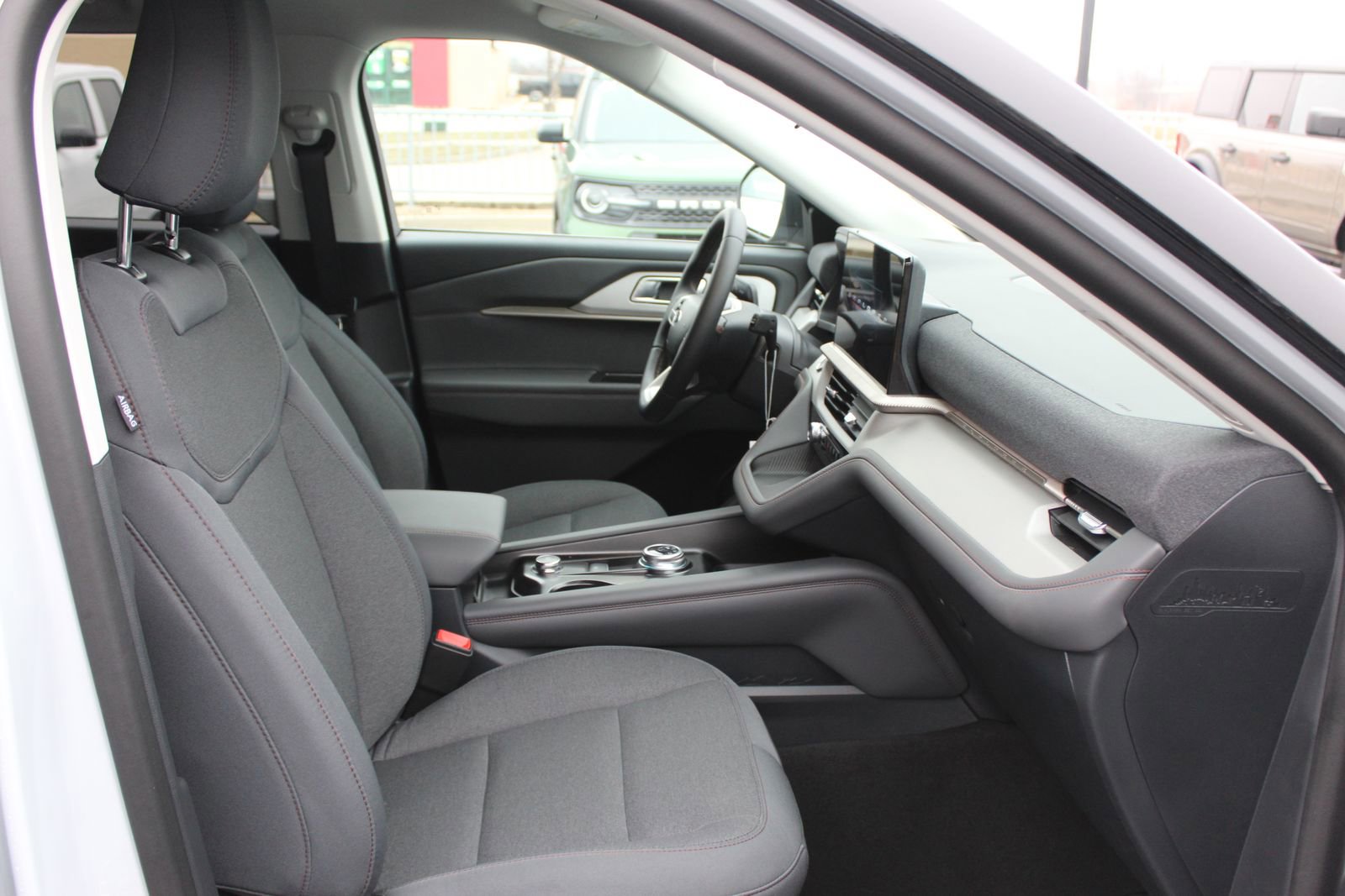 New 2026 Ford Explorer Active image 12