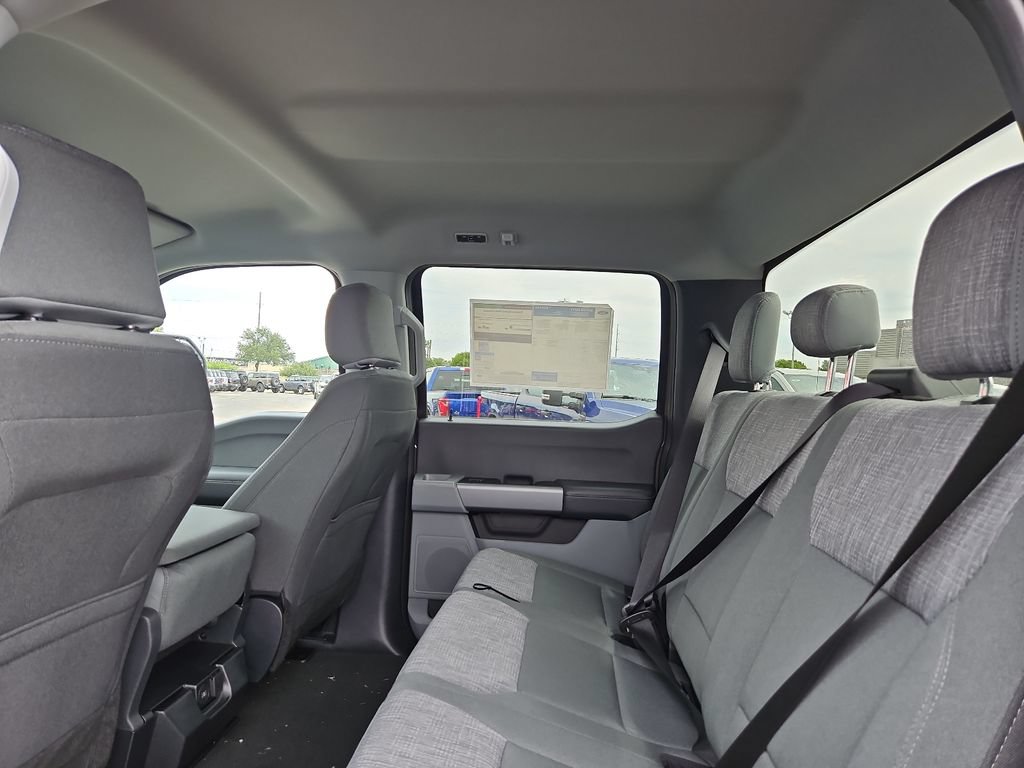 New 2026 Ford F350 XLT w/ FX4 Off-Road Package AWD/4WD image 19