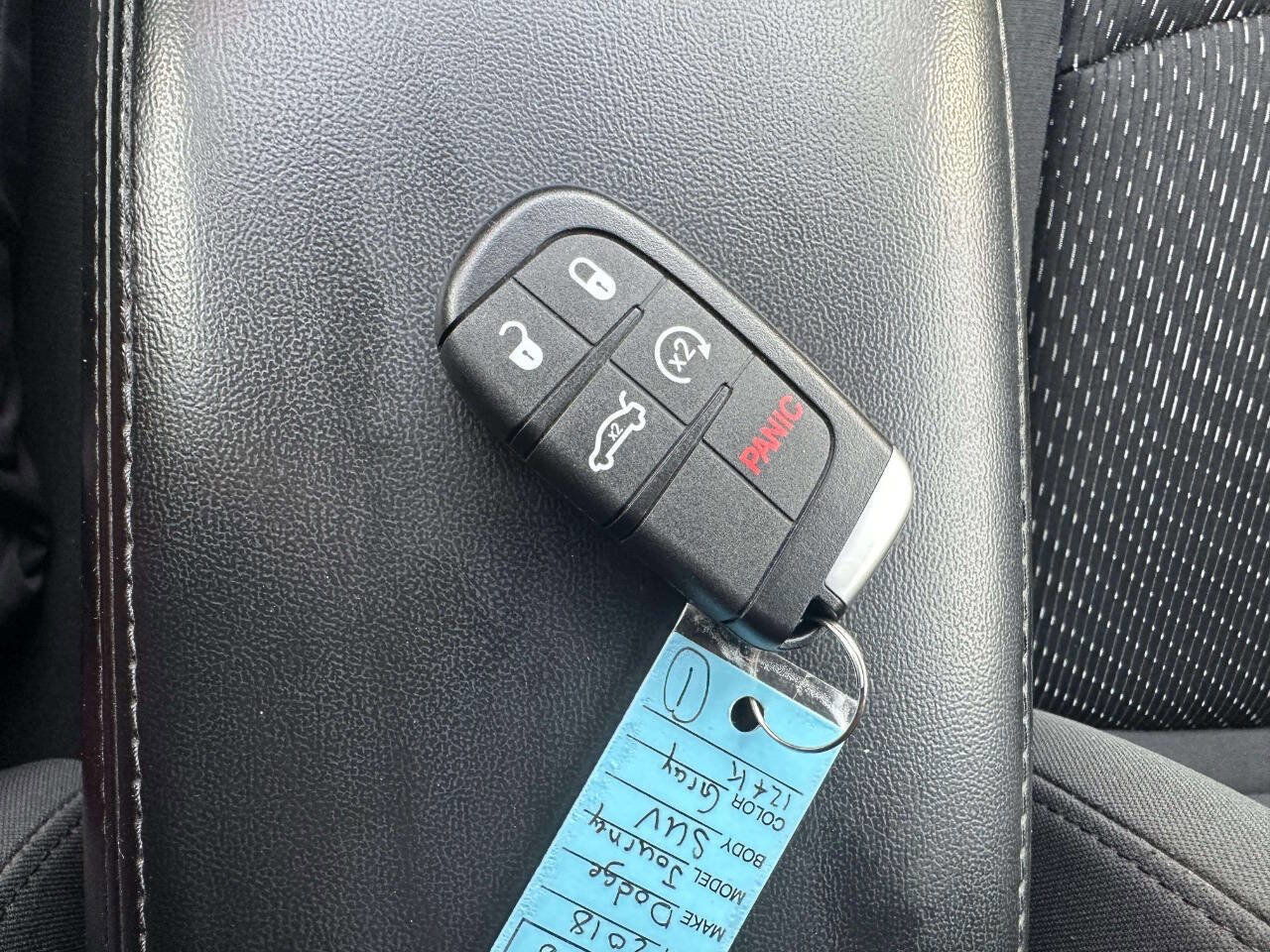 Used 2018 Dodge Journey SXT image 34