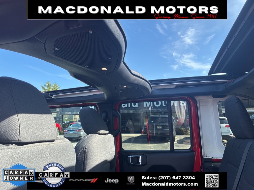 Used 2024 Jeep Wrangler Willys image 11