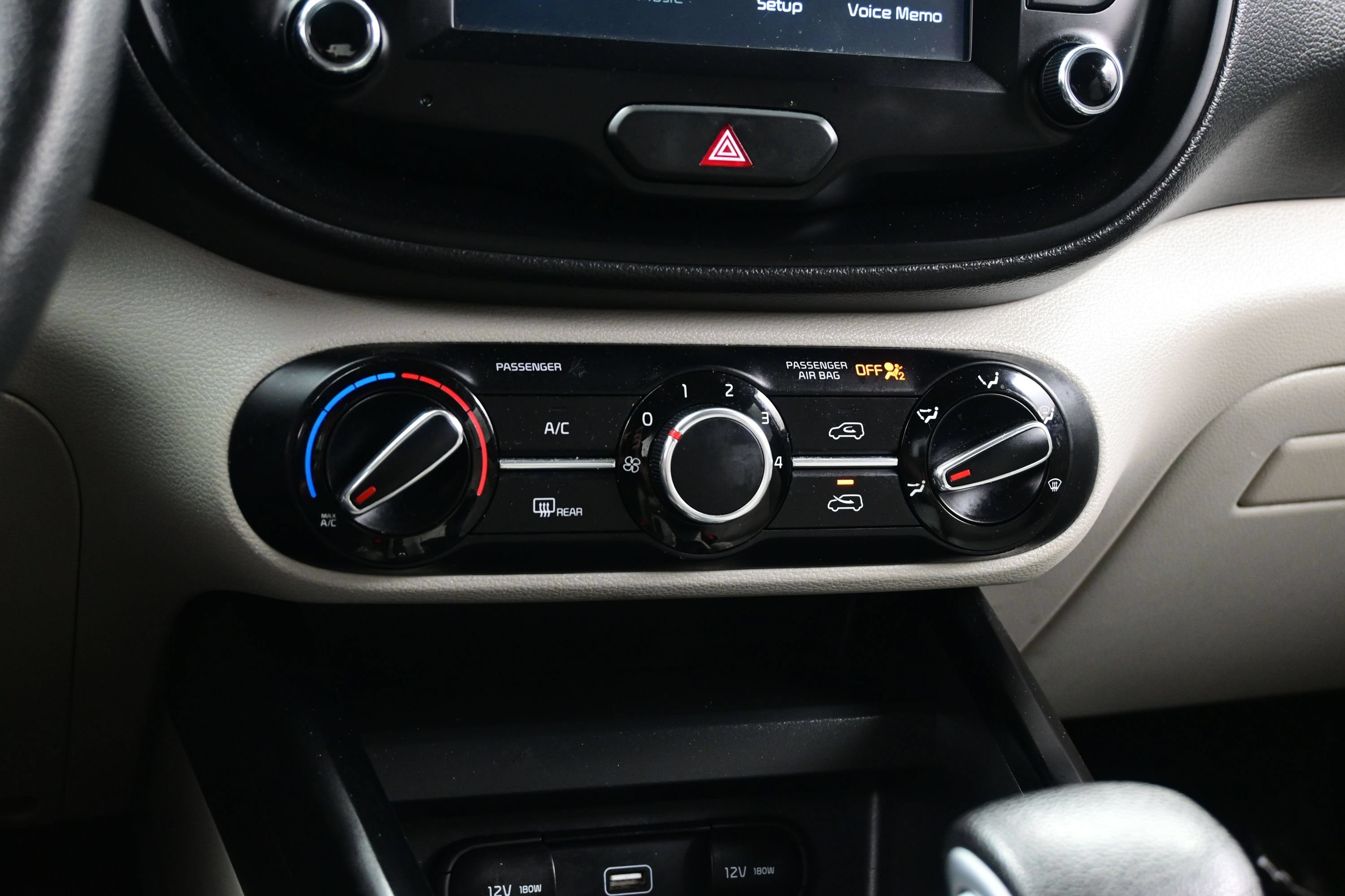 Used 2021 Kia Soul LX FWD image 19