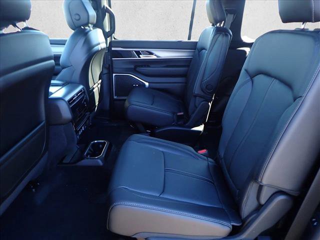 New 2026 Jeep Grand Wagoneer 4WD w/ Premium Group I image 10