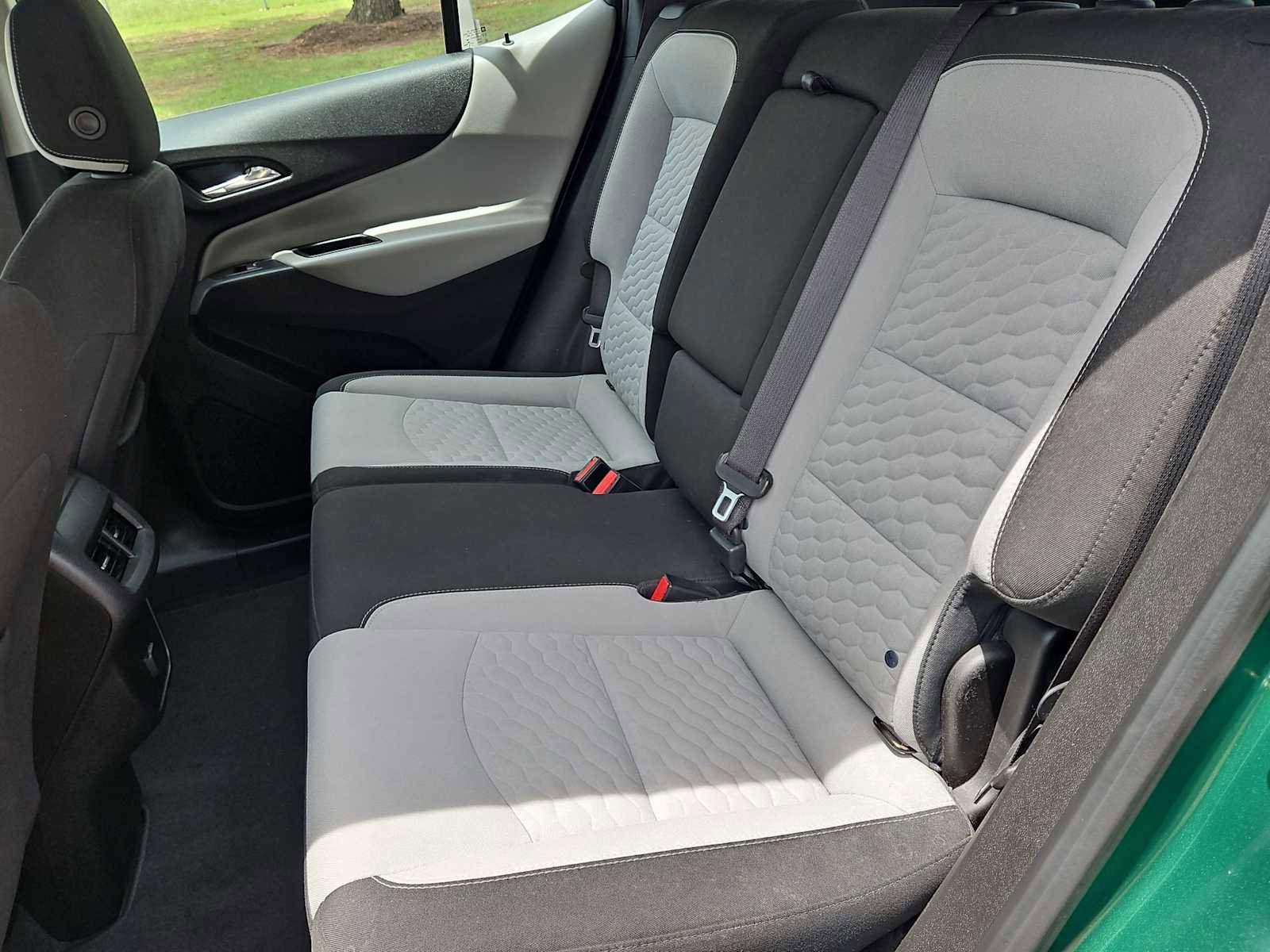 Used 2018 Chevrolet Equinox LS FWD image 20