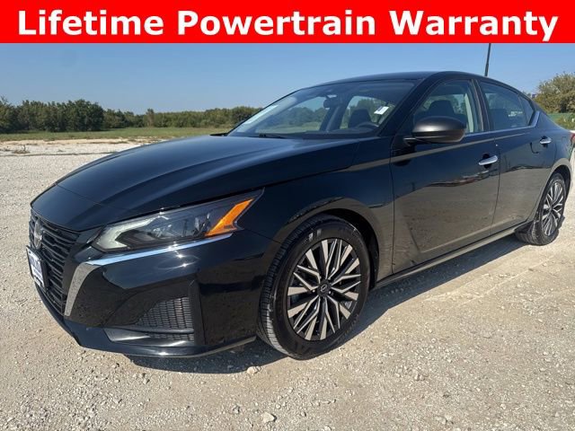Used 2024 Nissan Altima 2.5 SV