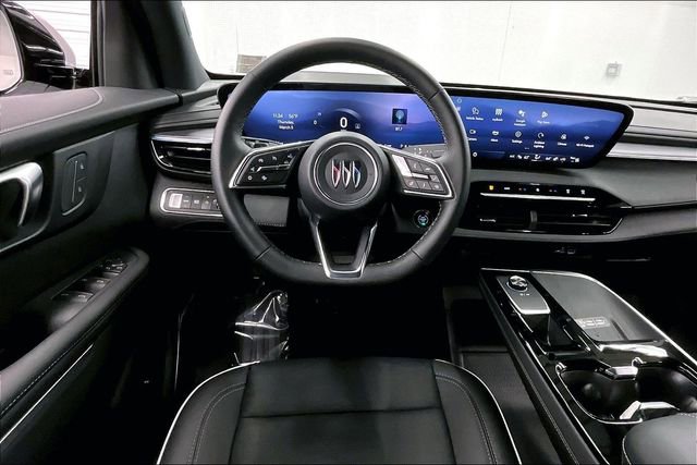 Used 2025 Buick Enclave Sport Touring image 6
