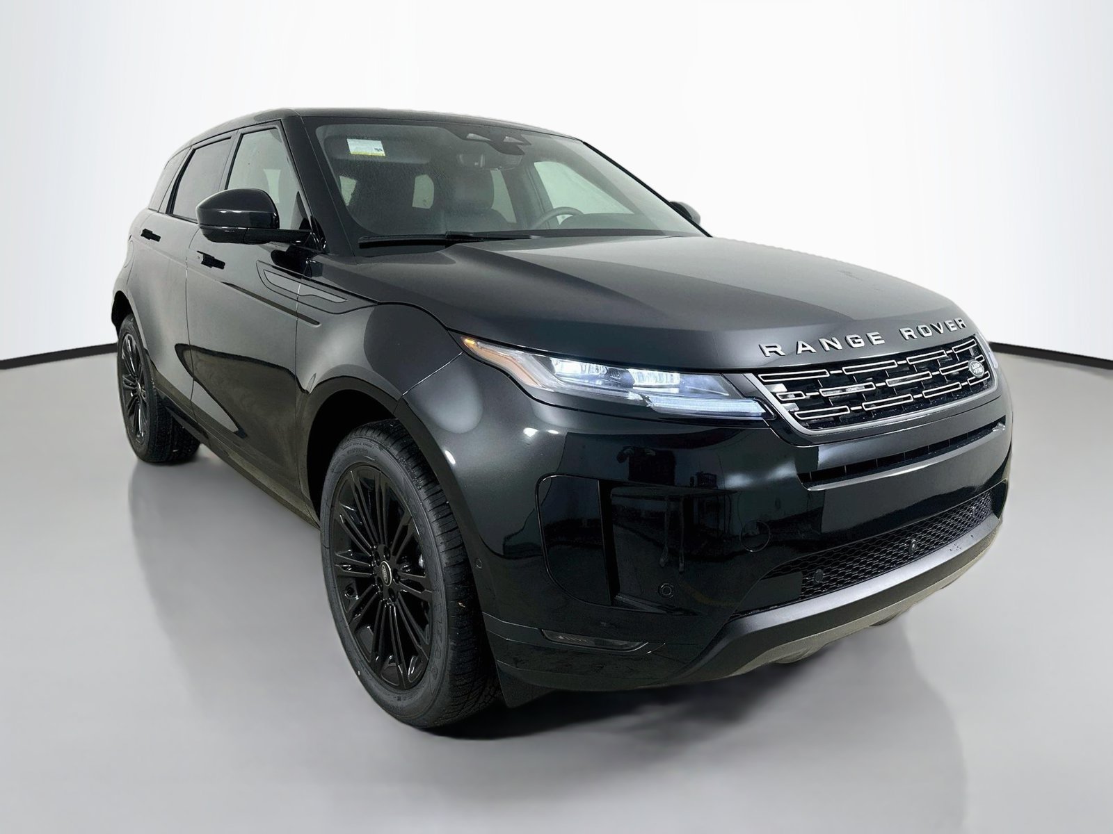 New 2026 Land Rover Range Rover Evoque S AWD/4WD image 3