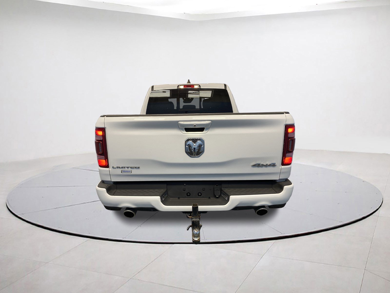 Certified 2023 RAM 1500 Limited w/ Body Color Bumper Group image 6