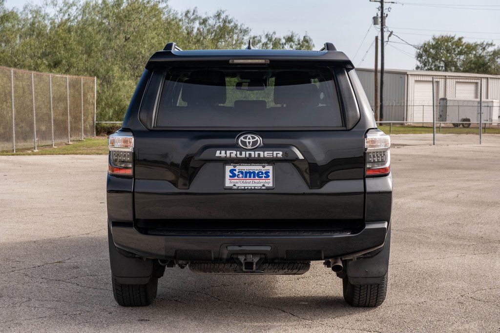 Used 2022 Toyota 4Runner SR5 Premium image 6