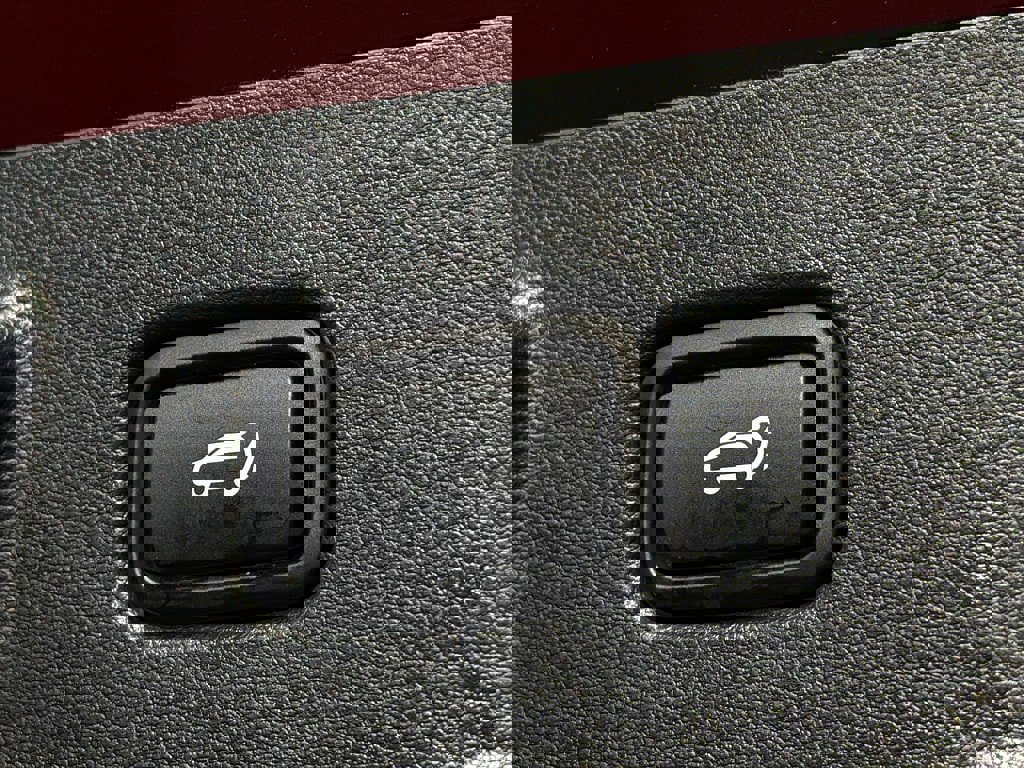 Used 2023 Hyundai Tucson SEL w/ Cargo Package AWD/4WD image 26