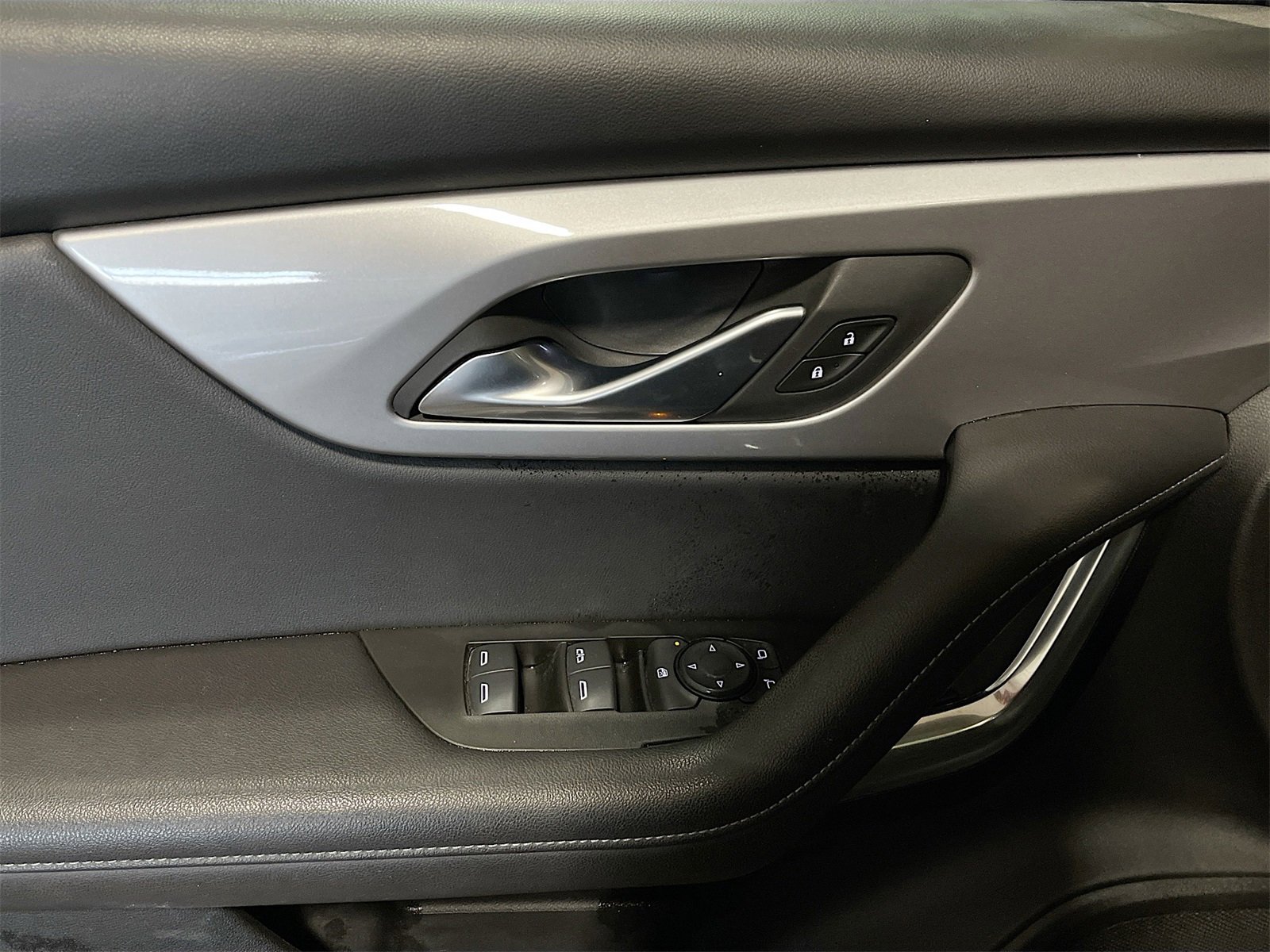 Used 2022 Chevrolet Blazer LT w/ Sound & Technology Package image 18