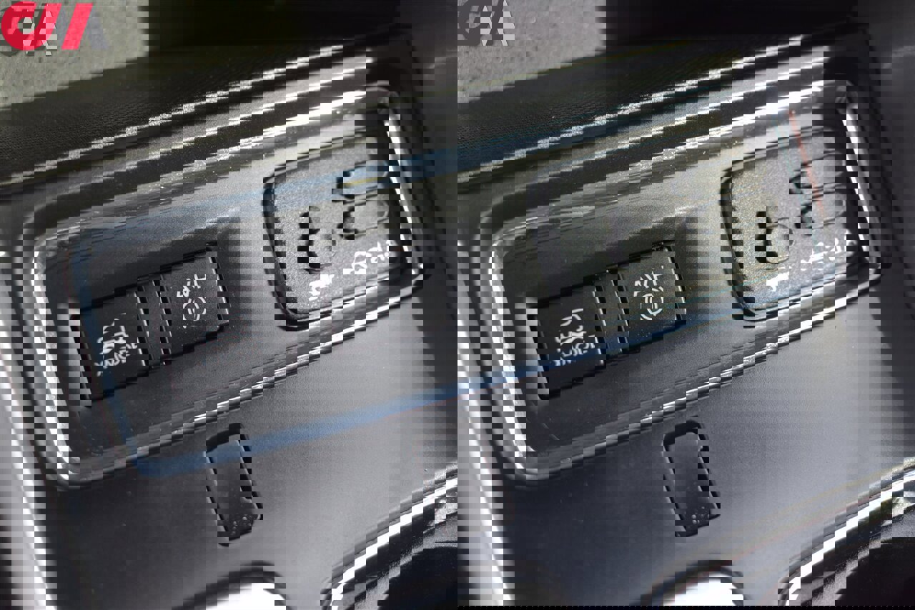 Used 2020 Subaru Ascent Limited w/ Technology Package image 25