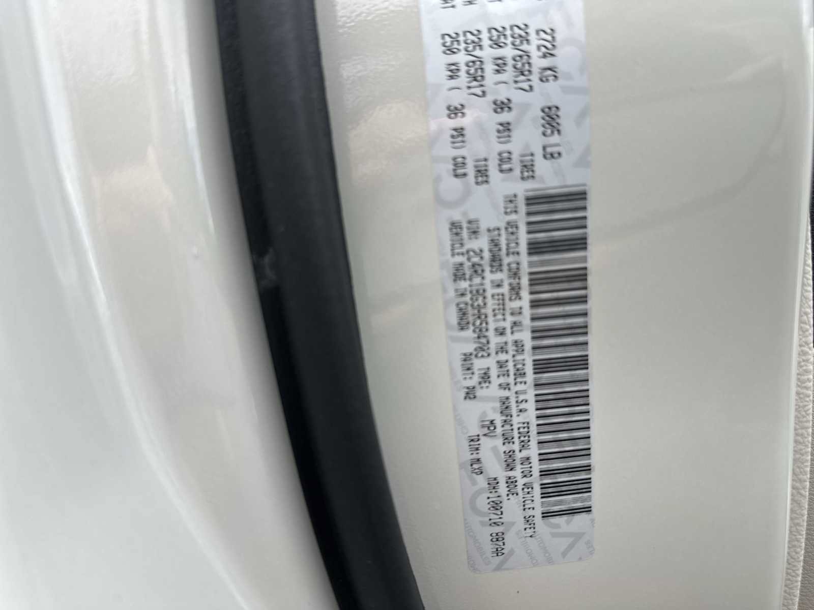 Used 2017 Chrysler Pacifica Touring-L FWD image 39