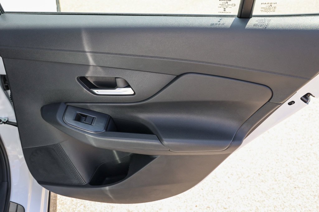 New 2027 Nissan Sentra SR FWD image 19