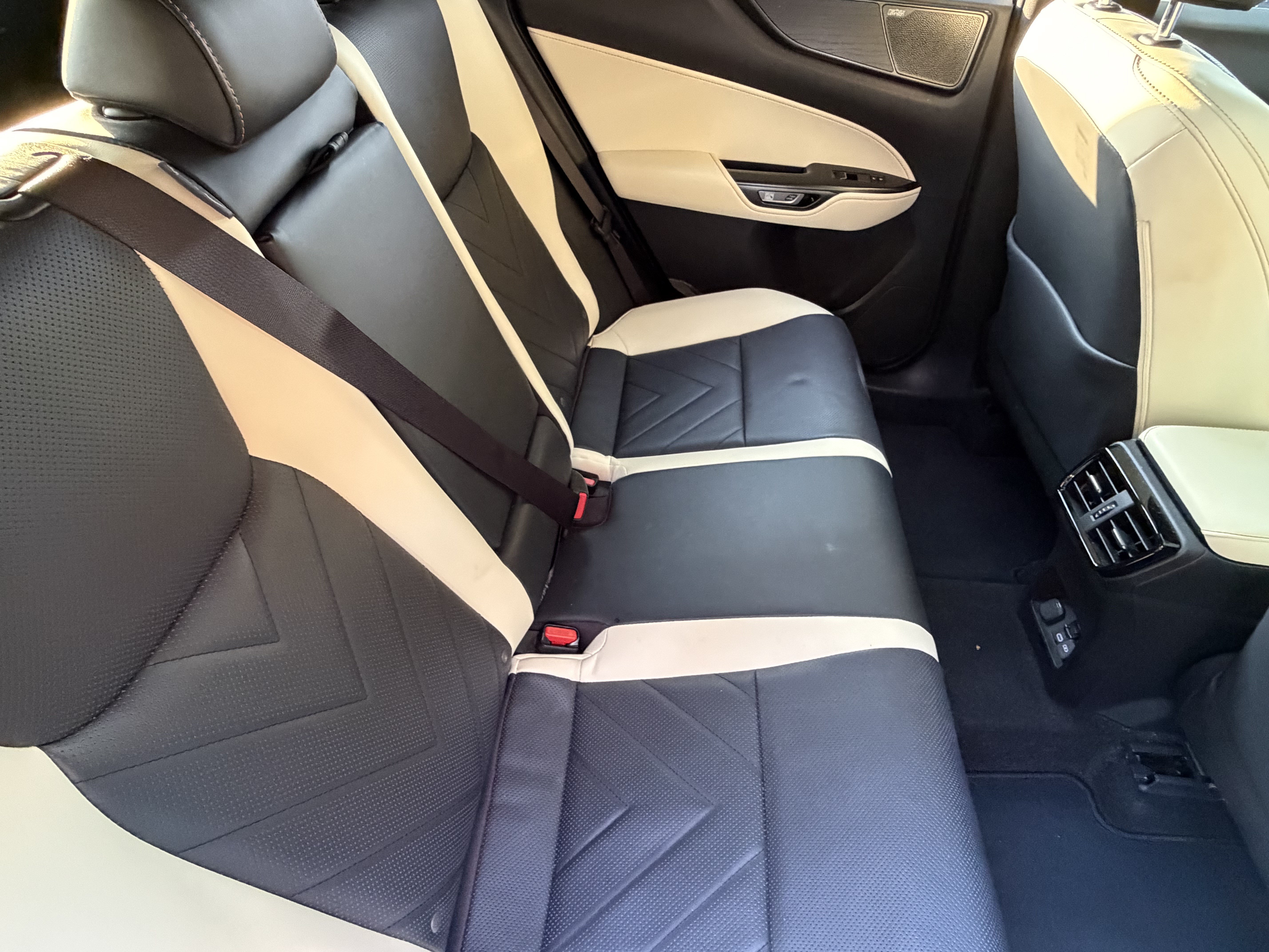 Certified 2024 Lexus NX 350h AWD w/ Vision Package image 37