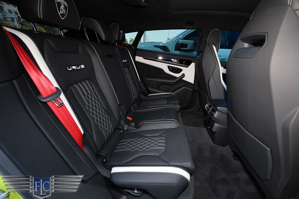Used 2023 Lamborghini Urus S AWD/4WD image 19