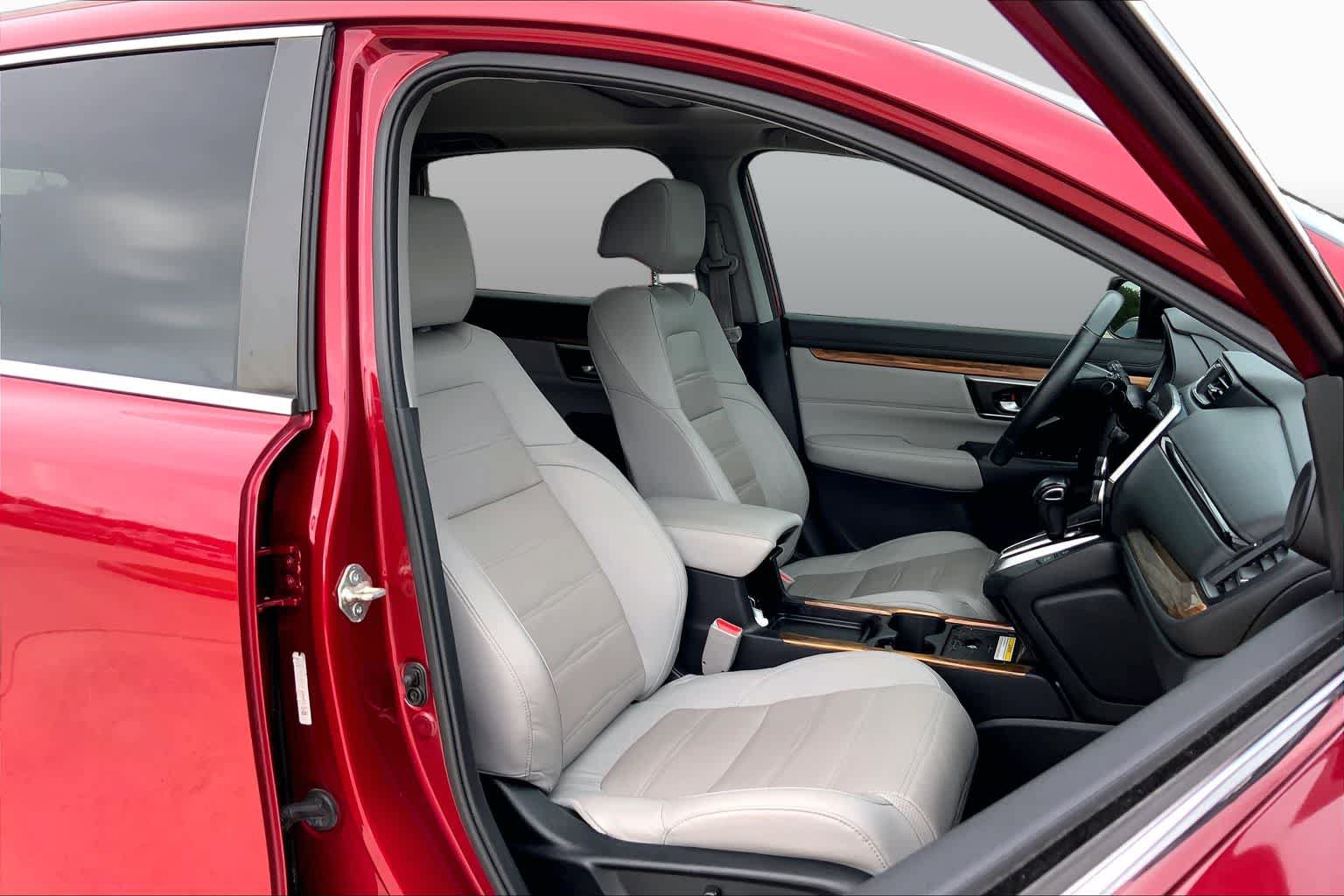 Used 2020 Honda CR-V Touring image 9