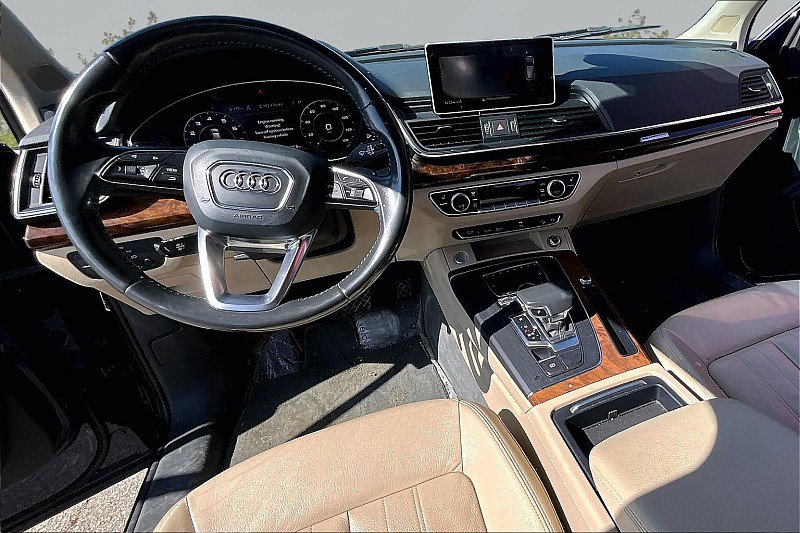 Used 2018 Audi Q5 2.0T Premium Plus w/ Premium Plus Package AWD/4WD image 7