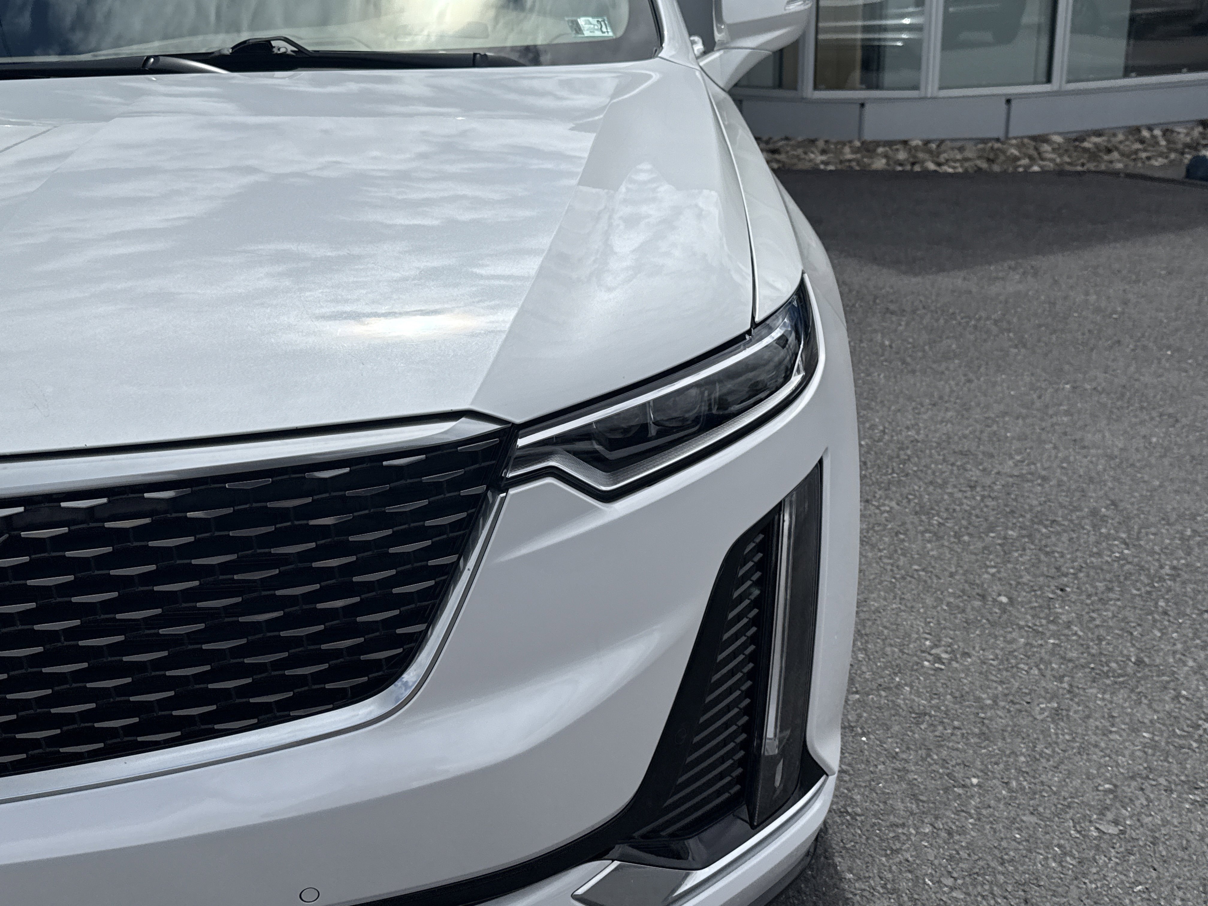 Used 2022 Cadillac XT6 Premium Luxury w/ Platinum Package AWD/4WD image 9
