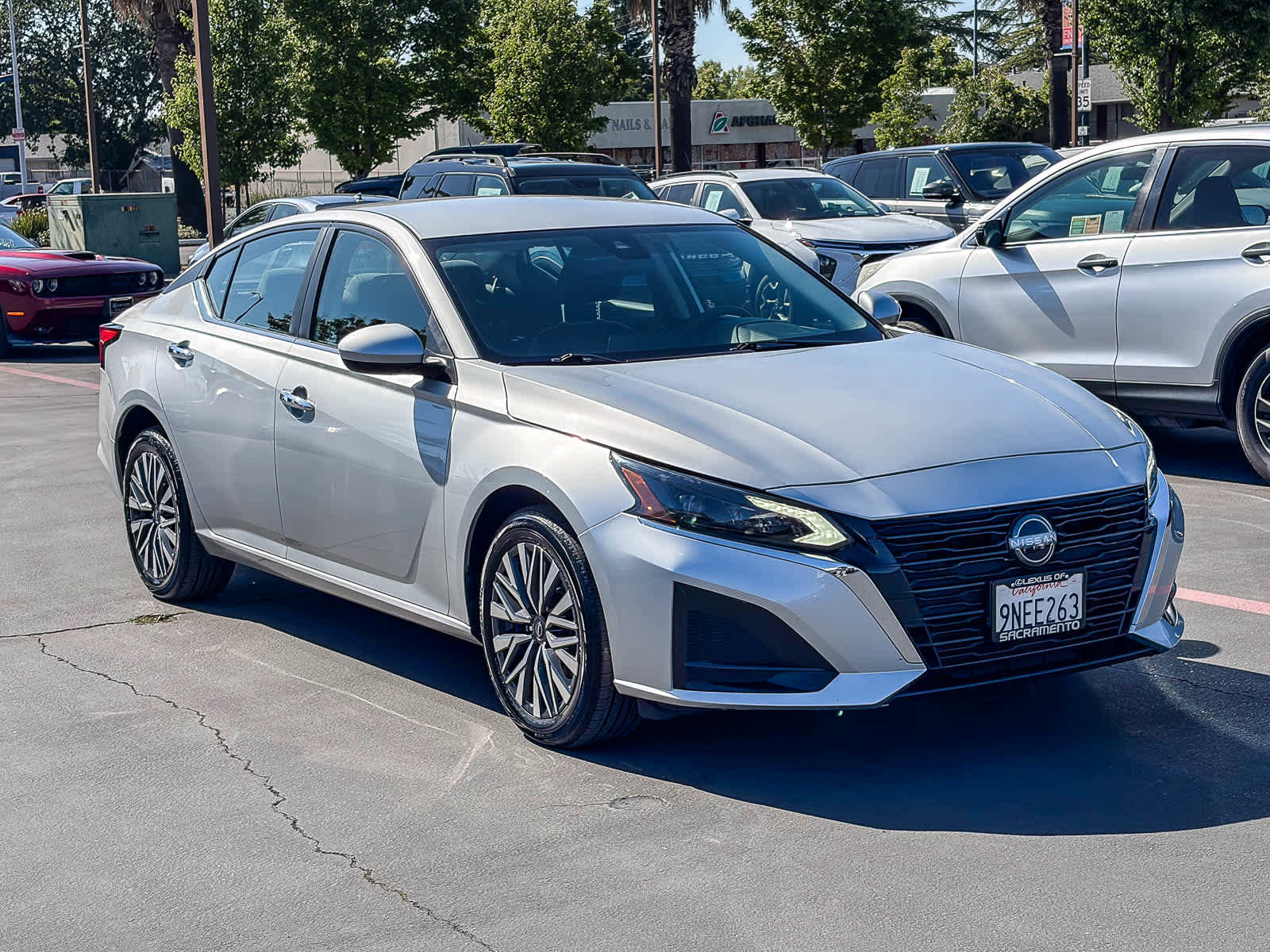 Used 2023 Nissan Altima 2.5 SV AWD/4WD image 5