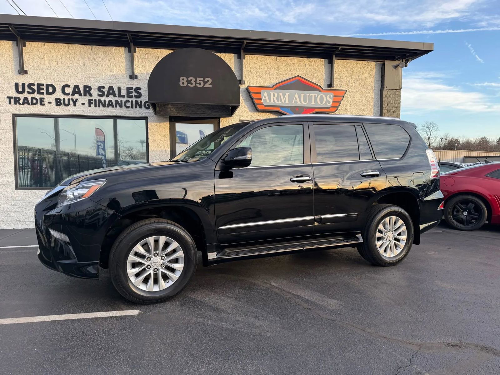 Used 2018 Lexus GX 460 Premium w/ Premium Package image 5