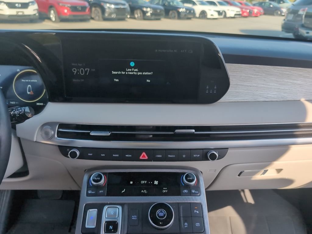 Used 2024 Hyundai Palisade Calligraphy image 19