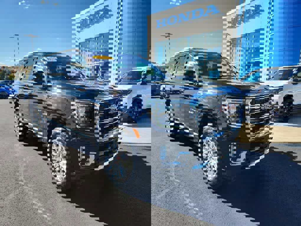 Used 2022 GMC Yukon SLT w/ SLT Luxury Package image 7