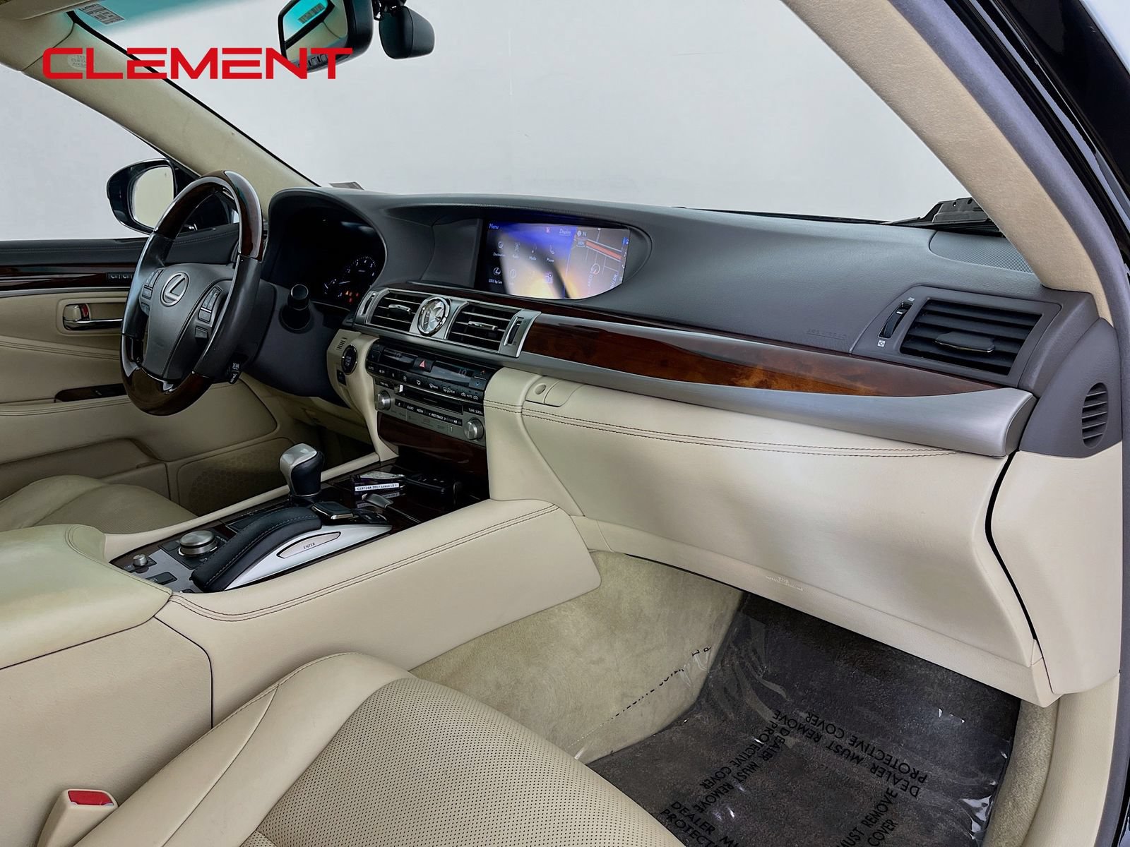 Used 2017 Lexus LS 460 w/ Comfort Package RWD image 37