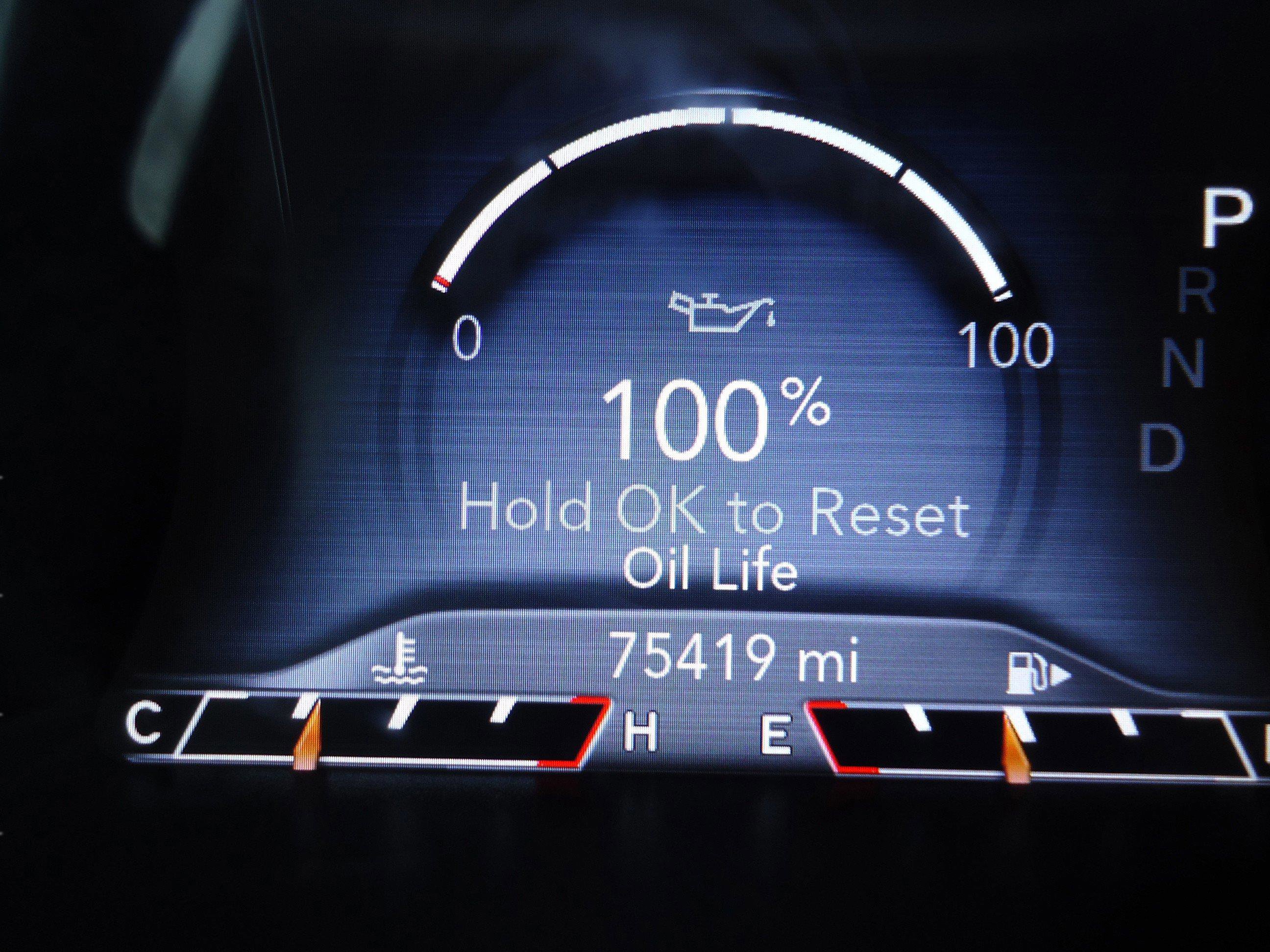 Used 2021 Jeep Cherokee Latitude Lux w/ Comfort/Convenience Group image 14