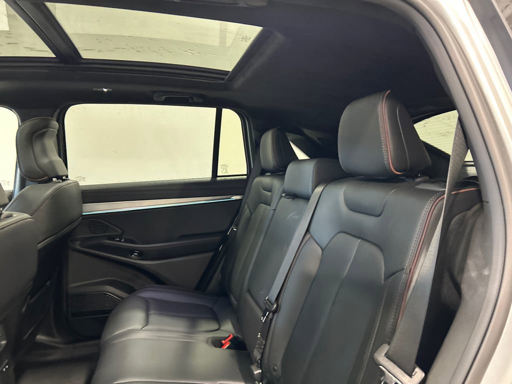 Used 2024 Jeep Wagoneer Launch Edition image 33