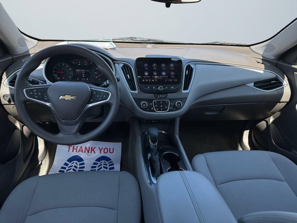 Used 2023 Chevrolet Malibu LT FWD image 10