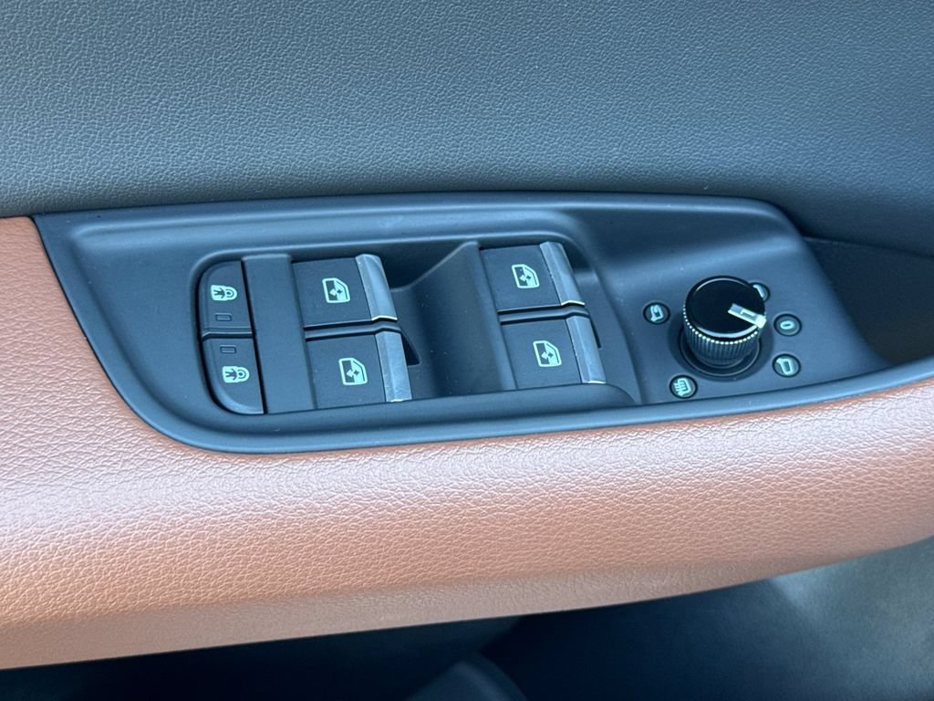 Certified 2023 Audi Q8 Premium AWD/4WD image 13