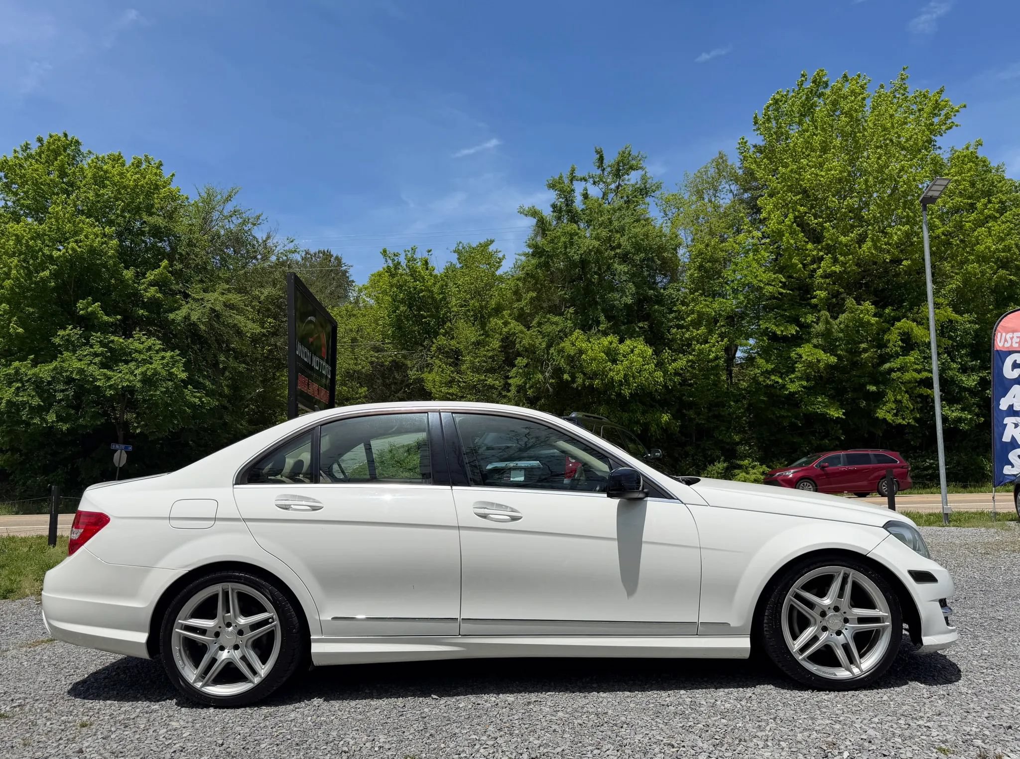Used 2013 Mercedes-Benz C 250 Sedan image 7